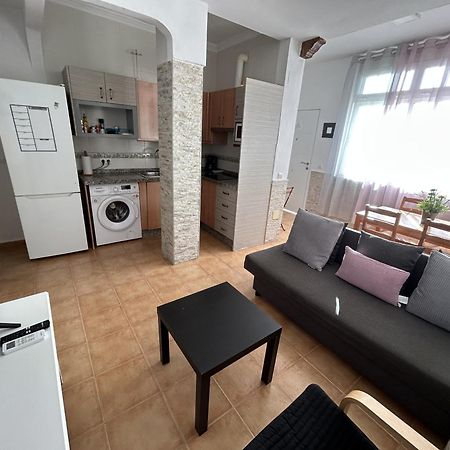 Apartamento Frente Al Mar Pedregalejo Malaga Exterior photo